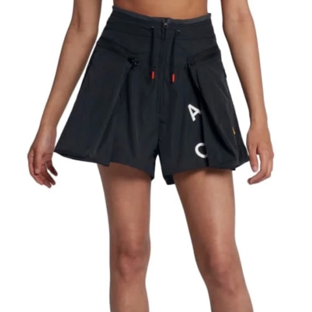 NikeLab ACG — Women’s Athletic Cargo Shorts
